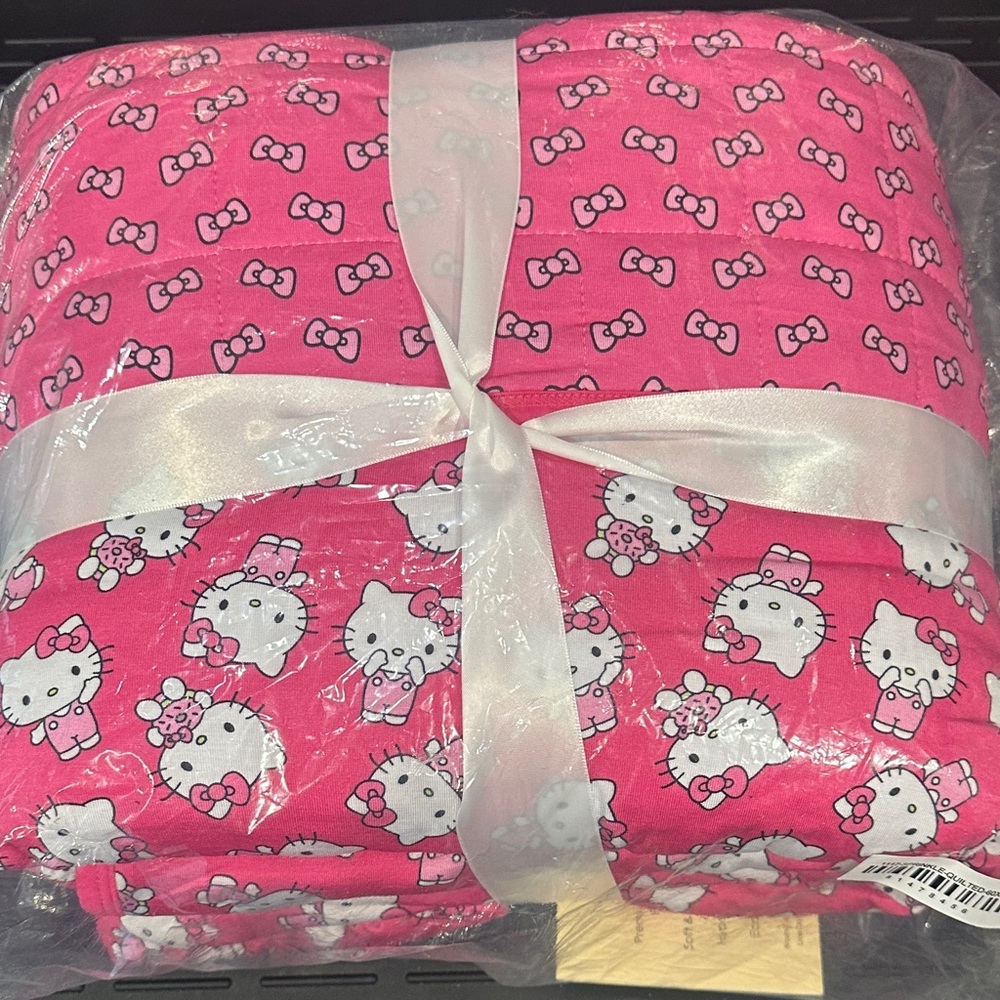 Little Snuggles Large Hello Kitty Pink Quilted Bamboo Blanket 80”x60”
